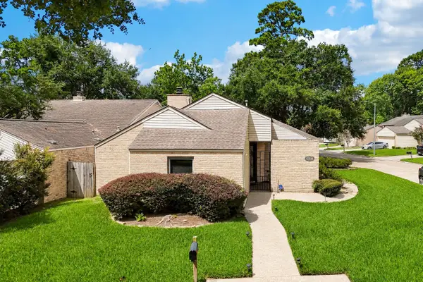 17231 Meadow Butte Drive, Houston, TX 77090