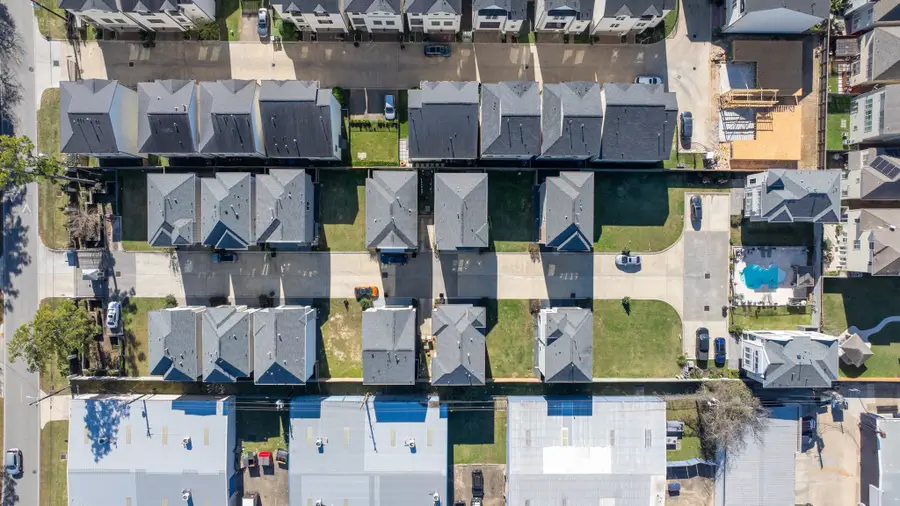 10918 Upland Retreat Drive, Houston, TX 77043 - Image #2