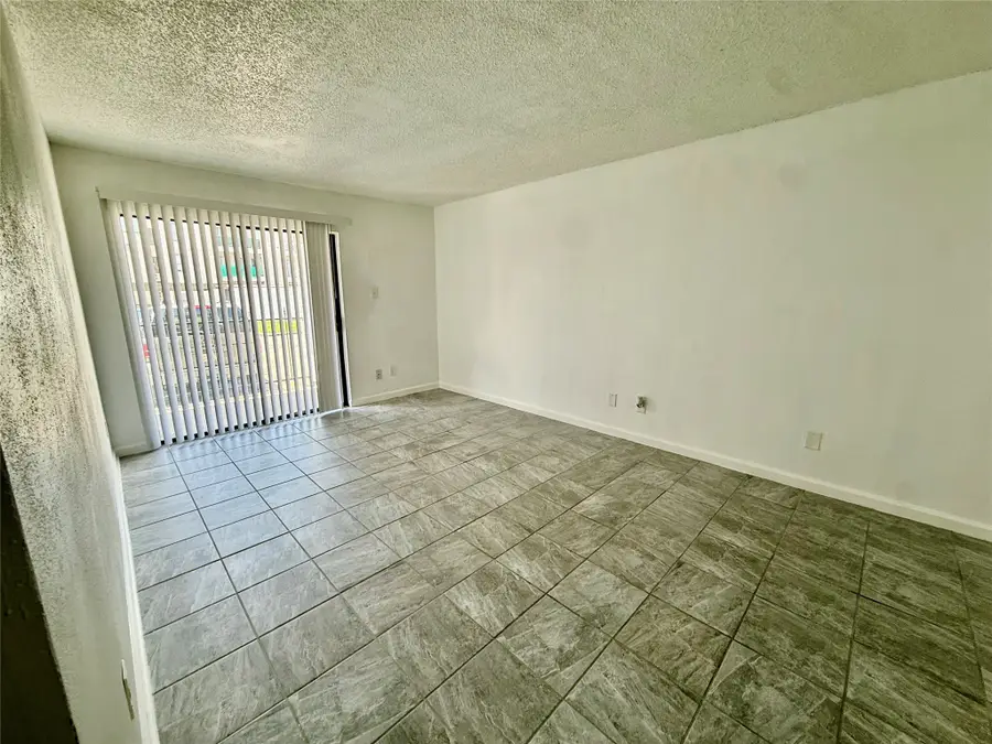 2830 S Bartell Drive #9, Houston, TX 77054 - #2
