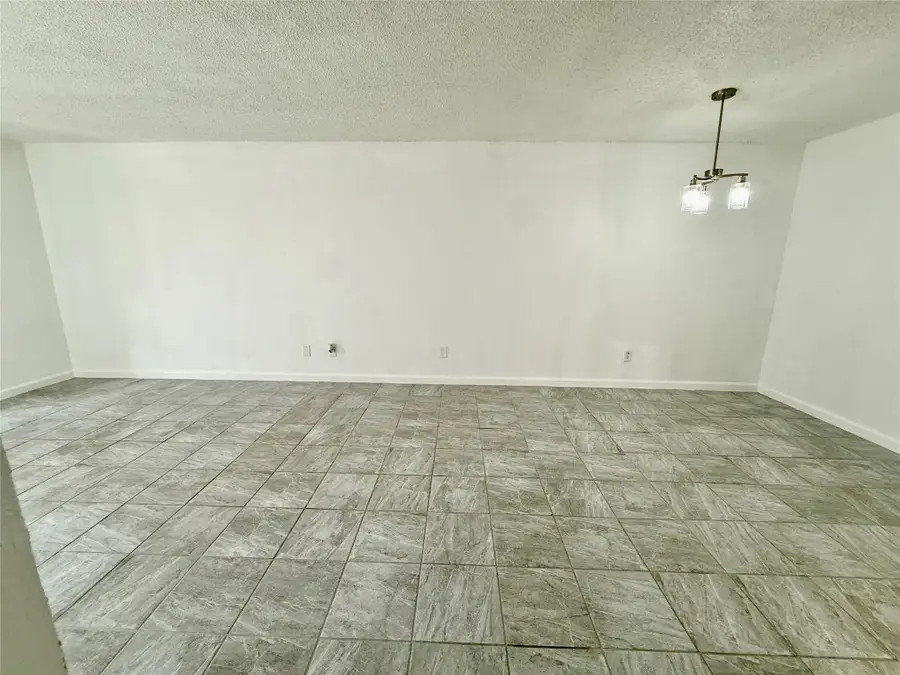 2830 S Bartell Drive #9, Houston, TX 77054 - #3