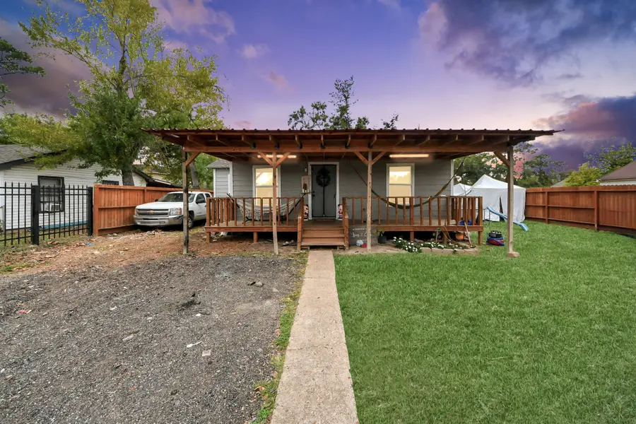 8125 Darlington Drive, Houston, TX 77028 - Image #3