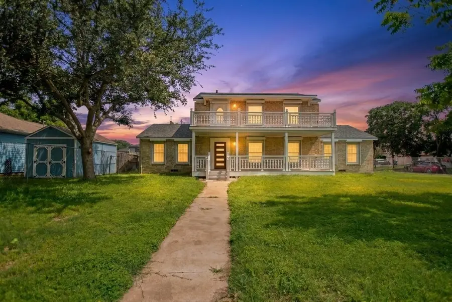 104 12th Avenue N, Texas City, TX 77590 - #2