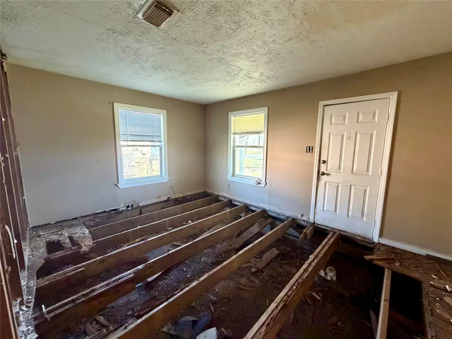 205 S Algeria Street, Texas City, TX 77591 - Image #3