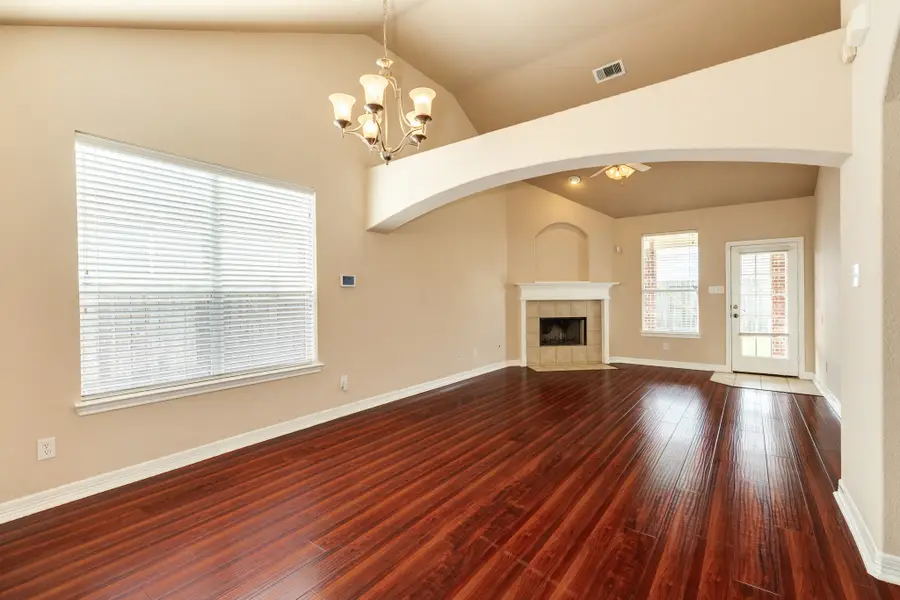 1025 Luke Drive, Alvin, TX 77511 - Image #3