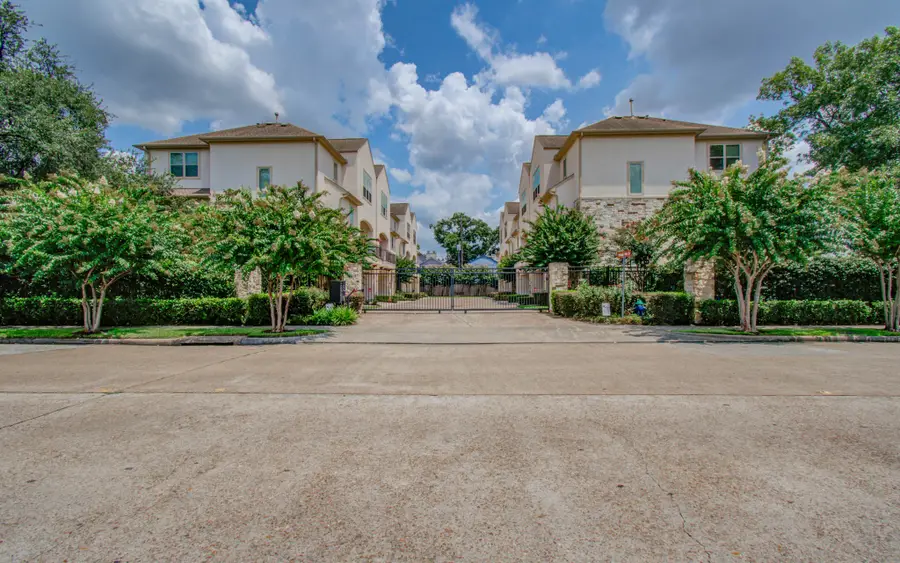 6007 Potomac Park Drive, Houston, TX 77057 - Image #2