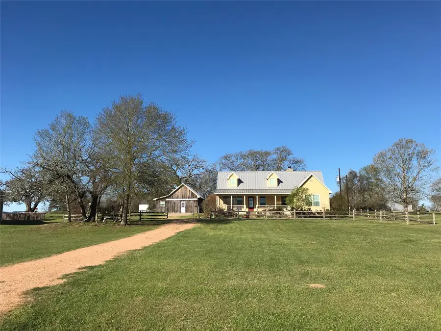 6130 Homeland Lane, Brenham, TX 77833 - Image #2
