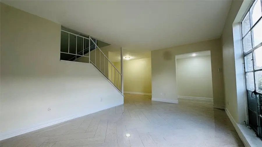 11437 Beechnut Street #1437, Houston, TX 77072 - Image #2