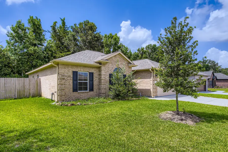 418 Pebble Drive, Dayton, TX 77535 - #3