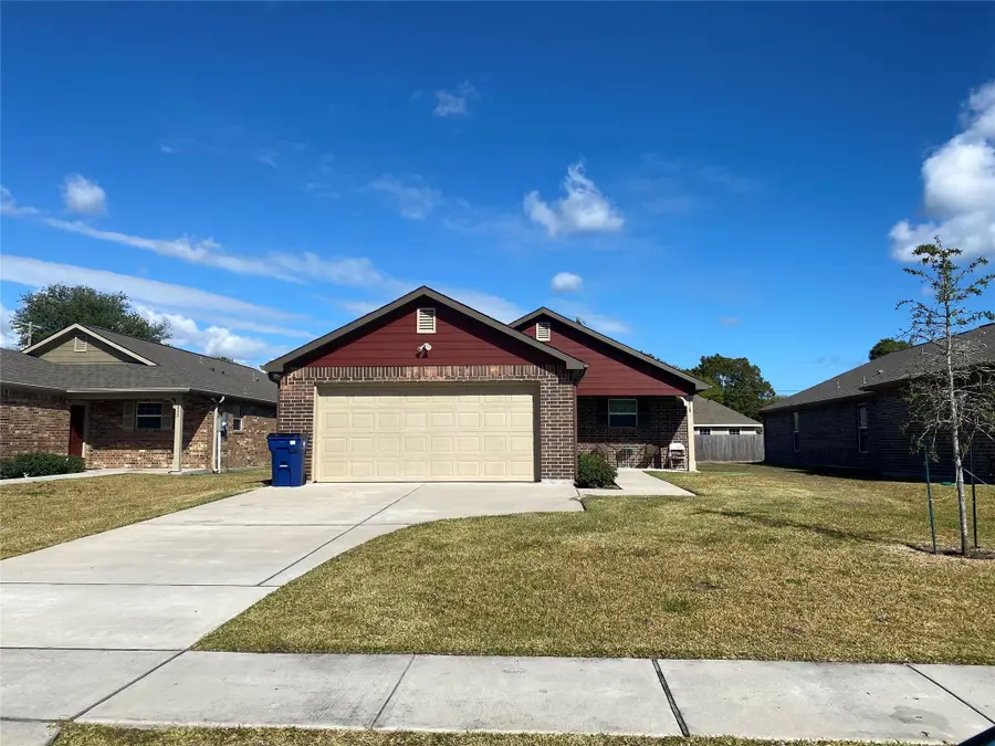 2401 14th Avenue N, Texas City, TX 77590 - Image #2