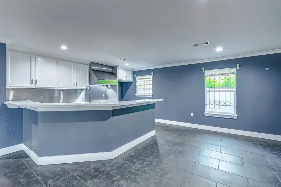 310 Plum Street, La Marque, TX 77568 - Image #2