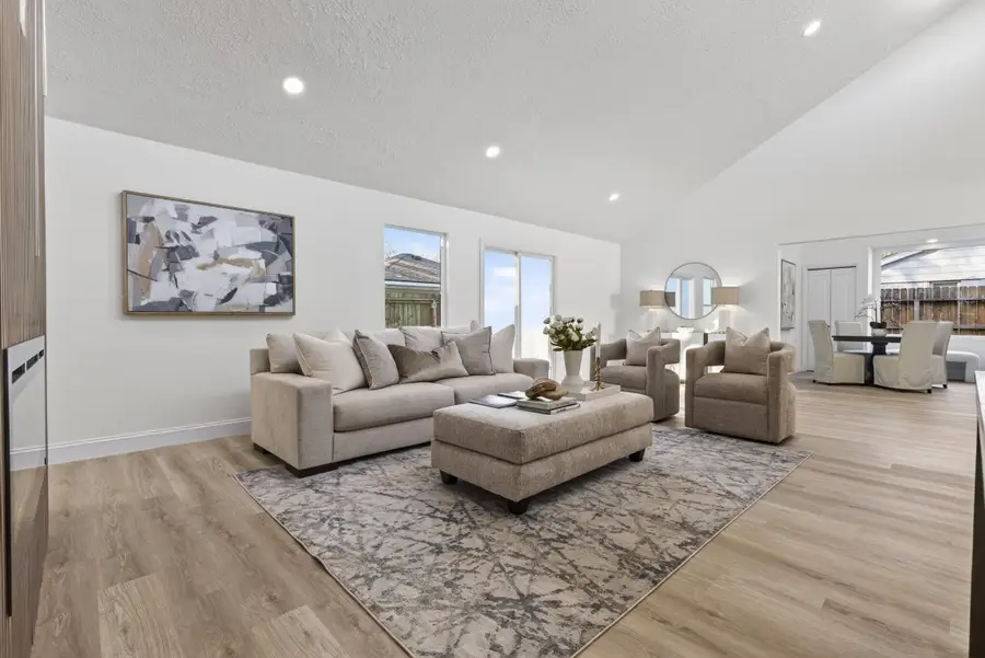 6207 Rollingbrook Drive, Houston, TX 77096 - #3