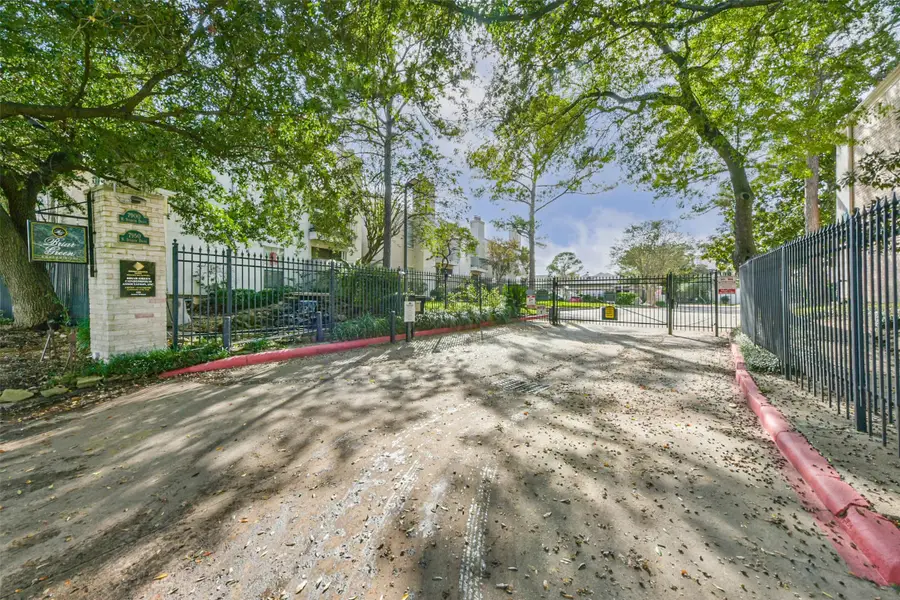 7900 N Stadium Drive #16, Houston, TX 77030 - Image #2