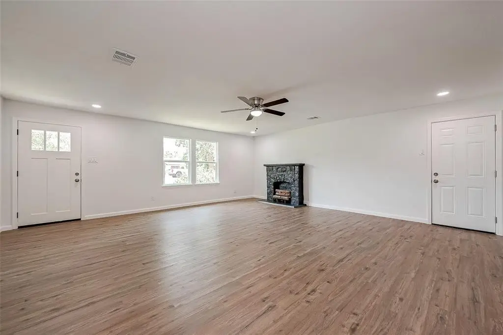 4702 Majestic Street, Houston, TX 77026 - Image #1