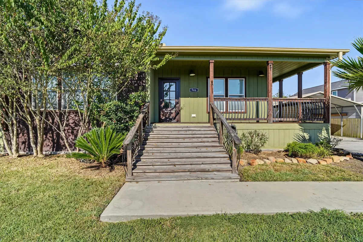 546 5th Street, Dickinson, TX 77539 - #1