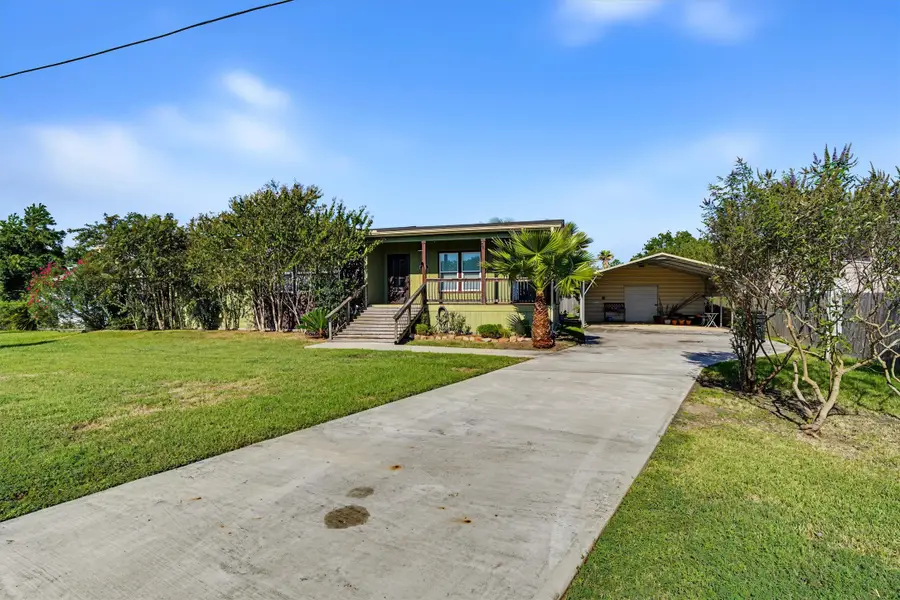 546 5th Street, Dickinson, TX 77539 - #3