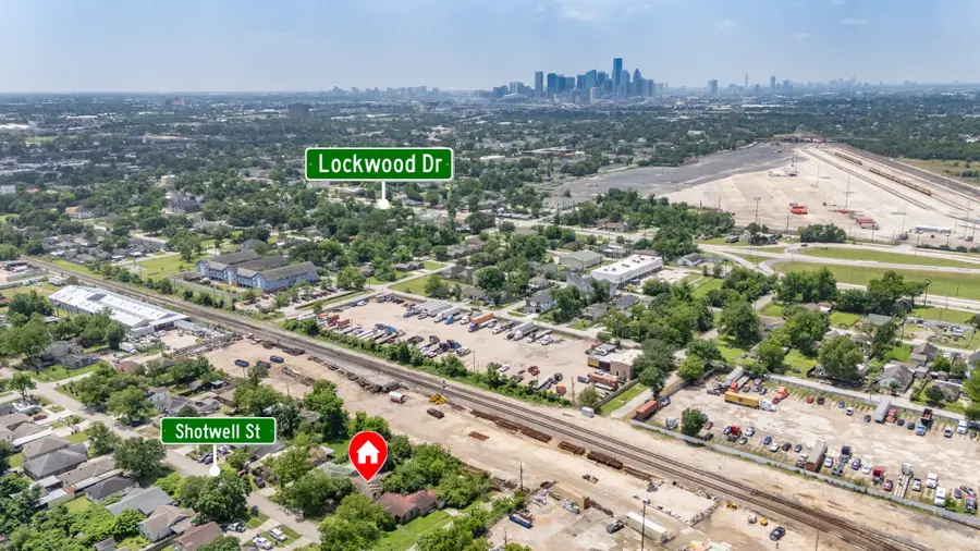 206 Shotwell Street, Houston, TX 77020 - Image #2
