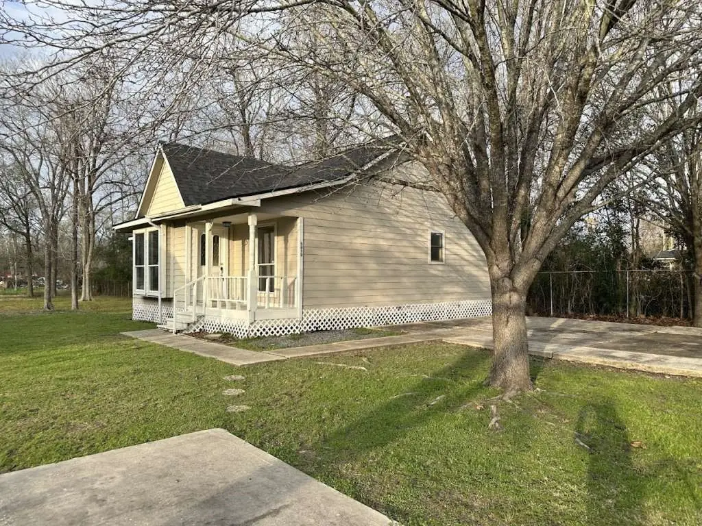 5919 Woodview Drive, Houston, TX 77396 - Image #1