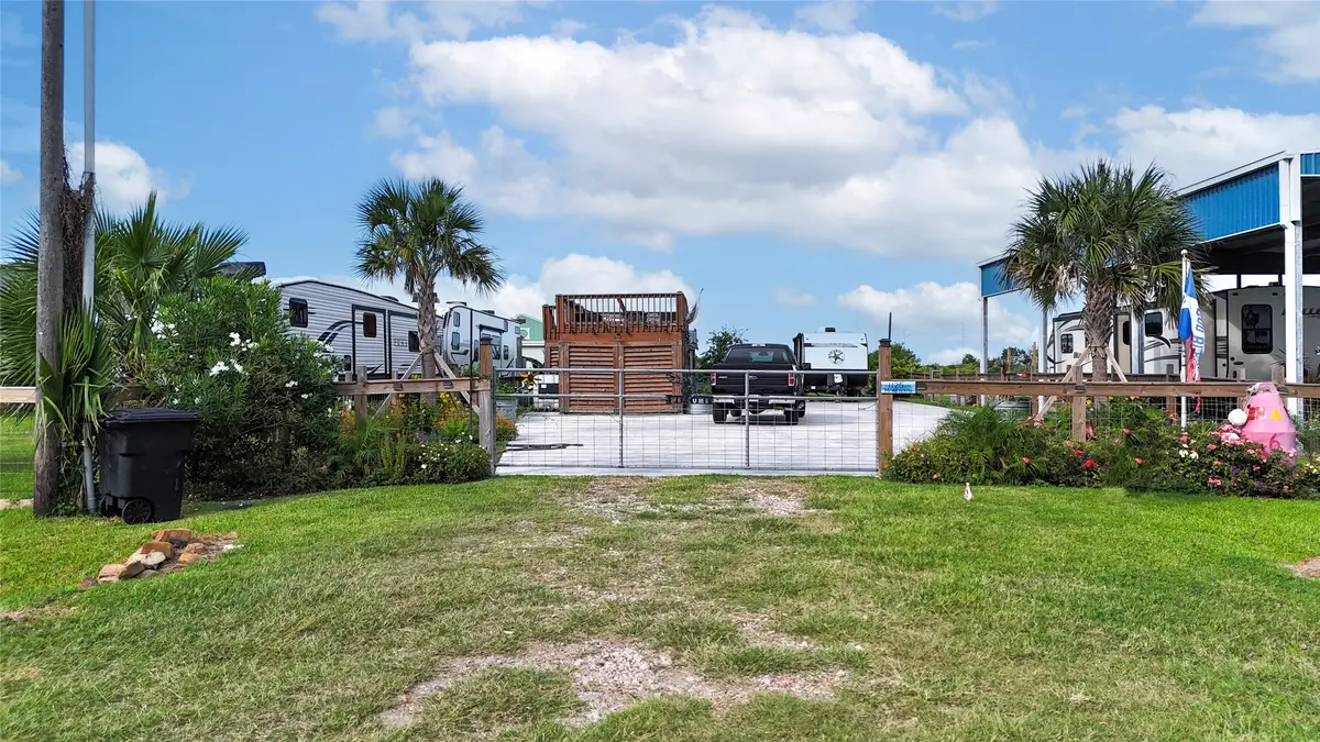 1125 N Monkhouse Drive, Crystal Beach, TX 77650 - Image #1