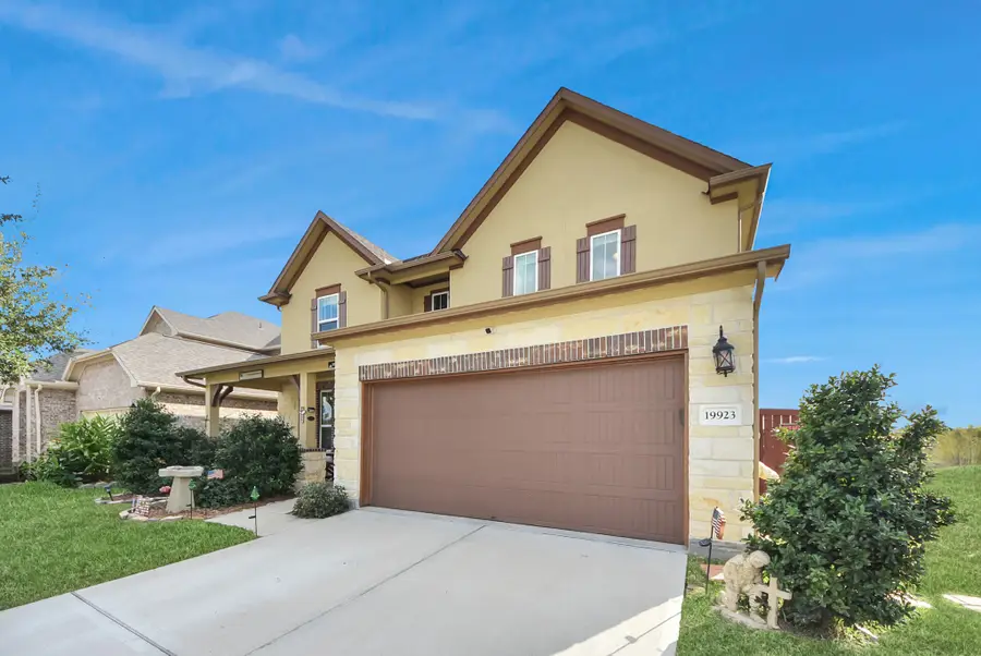19923 Sagebrush Hollow Drive, Cypress, TX 77433 - Image #2