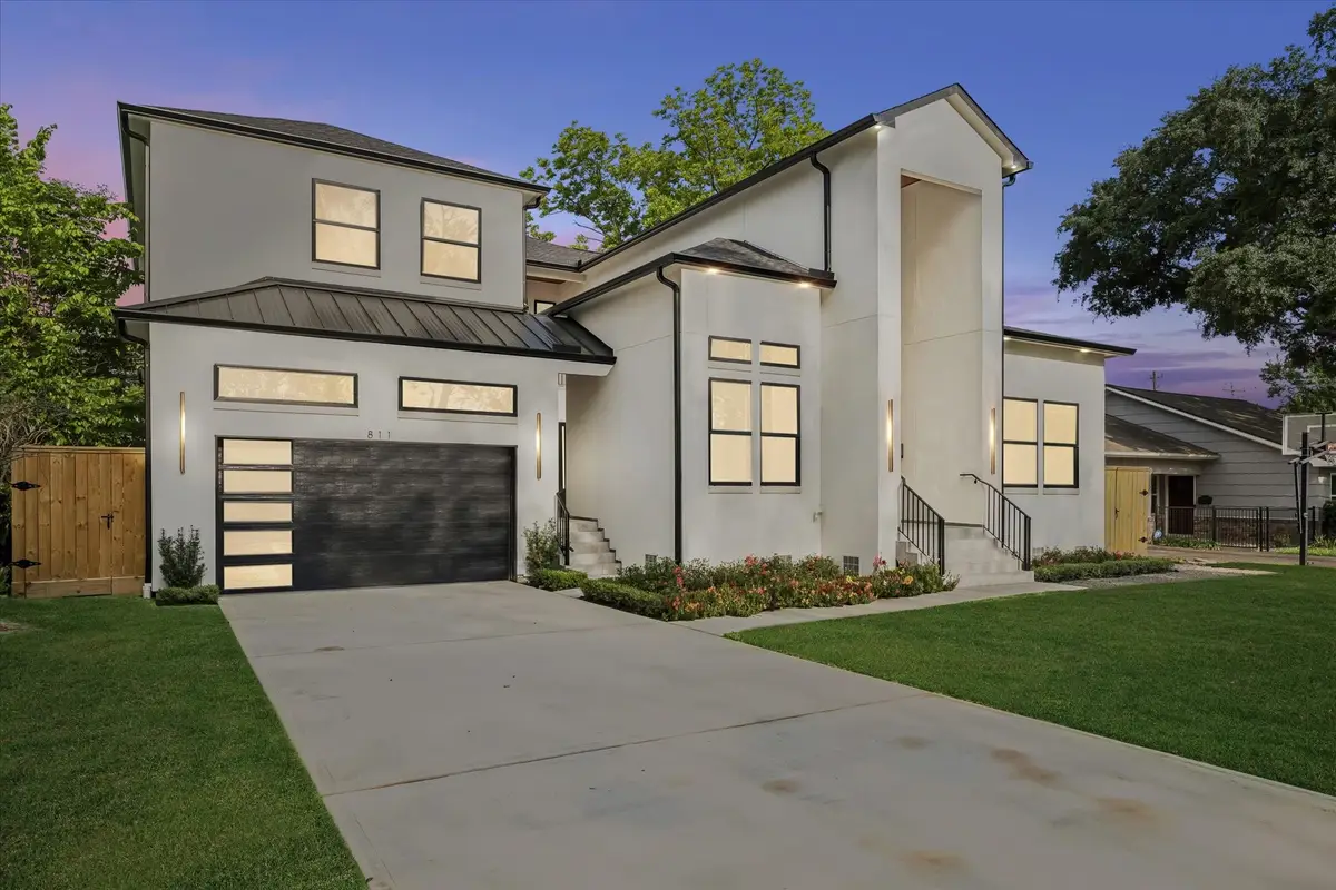 811 Woodstock, Bellaire, TX 77401 - #1