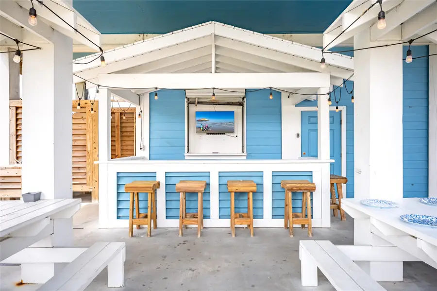 997 S Redfish Street, Crystal Beach, TX 77650 - #3
