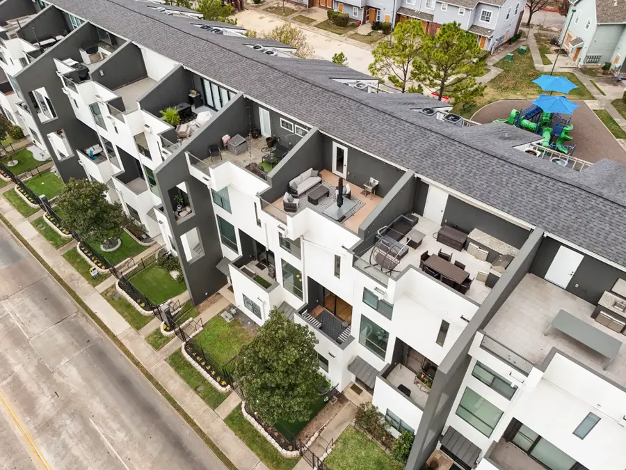 1310 W Dallas Street, Houston, TX 77019 - #3