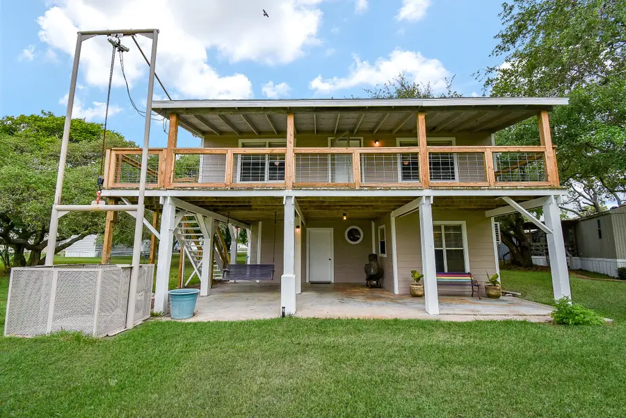 1551 Bayview Drive, Palacios, TX 77465 - Image #2