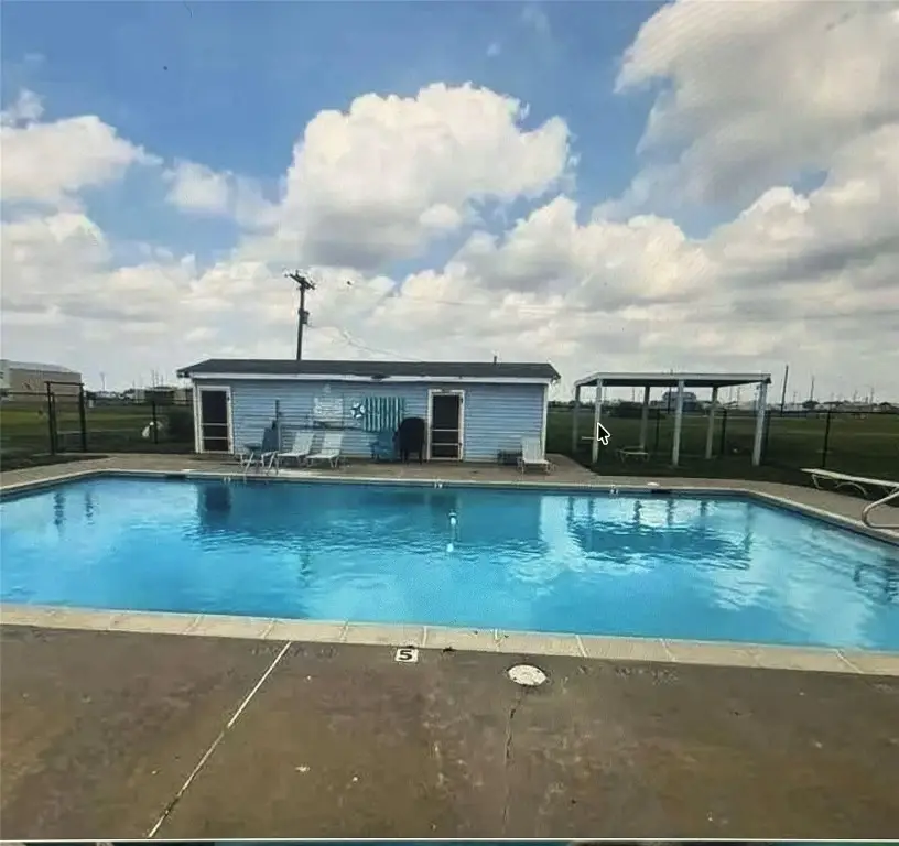 391 Red Snapper Drive, Palacios, TX 77465 - #3