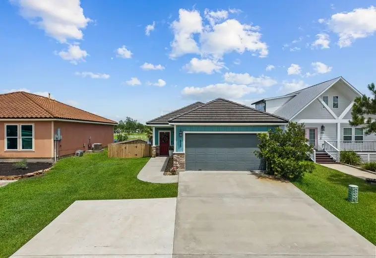 639 29th Street, San Leon, TX 77539 - #3