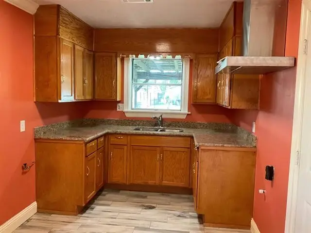 3895 Bristol Drive, Beaumont, TX 77707 - #3