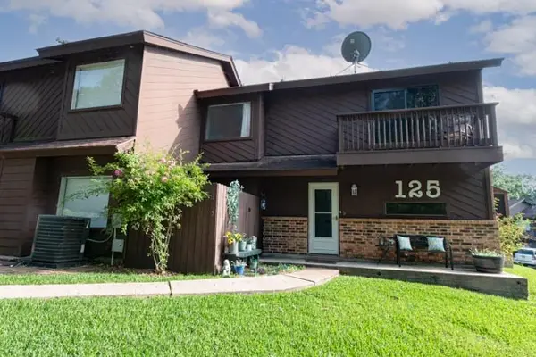 200 Fountain Lake W #125, Livingston, TX 77351