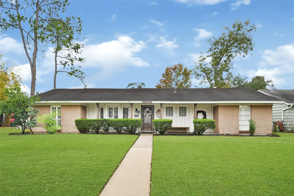 10309 Ivyridge Road, Houston, TX 77043 - Image #1