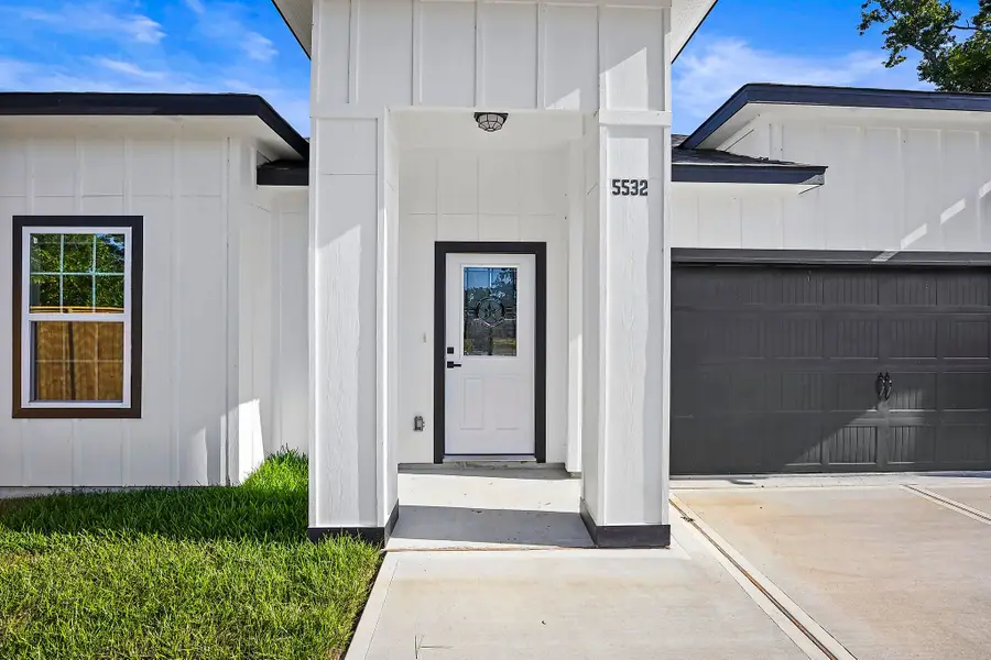5526 Hartwick Road, Houston, TX 77016 - #3