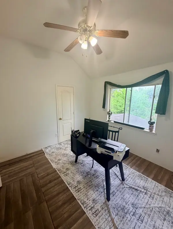 12815 Bonnie Lane, Stafford, TX 77477