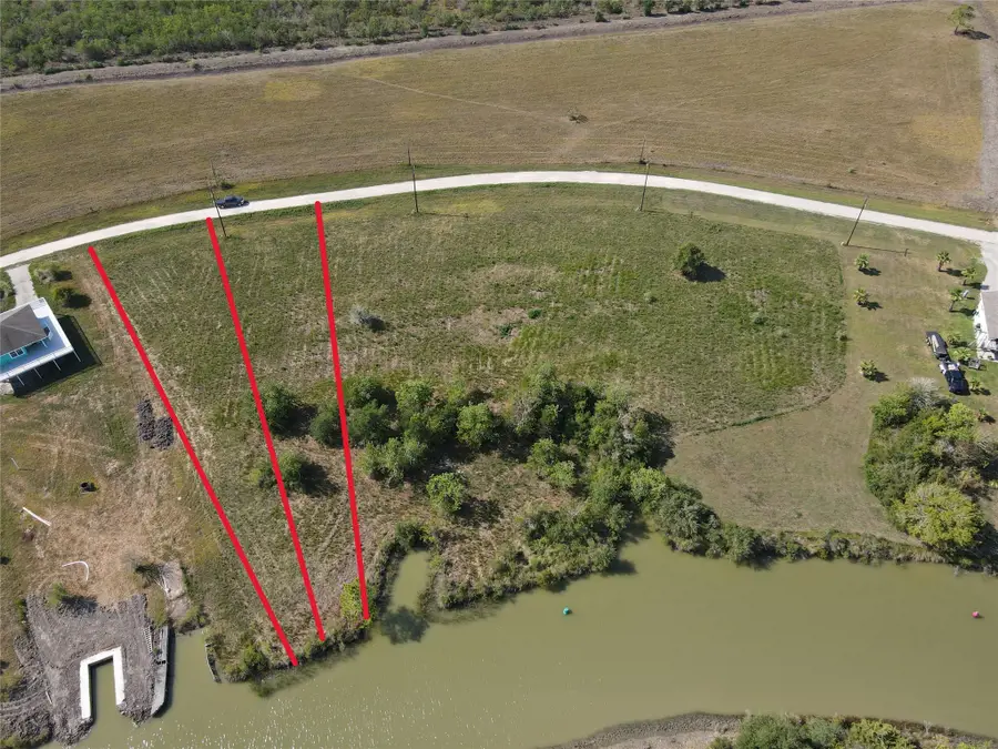 62-63 Bayou Avenue, Smith Point, TX 77514 - Image #2