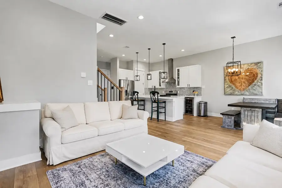 825 Woodcrest Drive, Houston, TX 77018 - #2