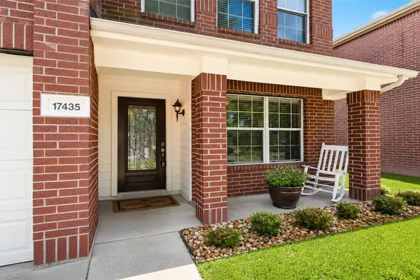 17435 S Summit Canyon Drive, Houston, TX 77095