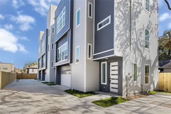 2707 Dennis Street, Houston, TX 77004