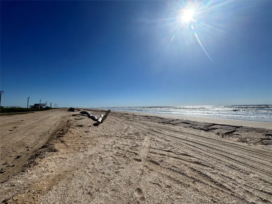 897 Private Road 683, Sargent, TX 77414 - Image #2