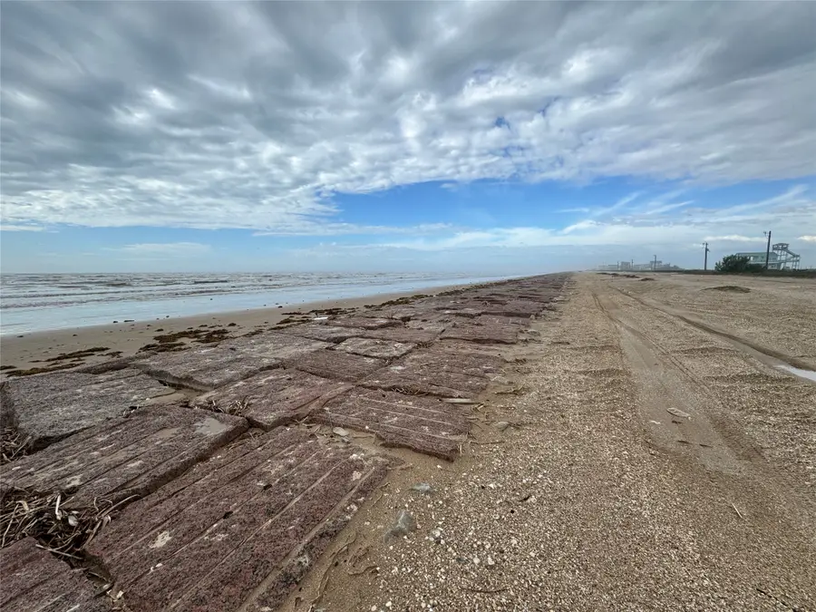 897 Private Road 683, Sargent, TX 77414 - Image #3