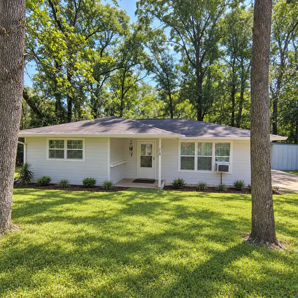 218 Bonnie Blue Lane, Livingston, TX 77351
