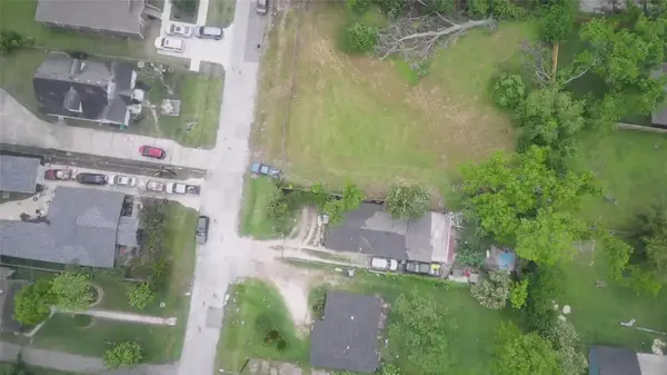 4513 Los Angeles Street, Houston, TX 77026