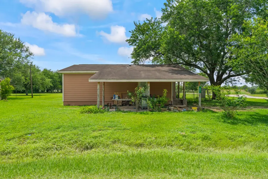 501 Carlson Circle, Wharton, TX 77488 - Image #3