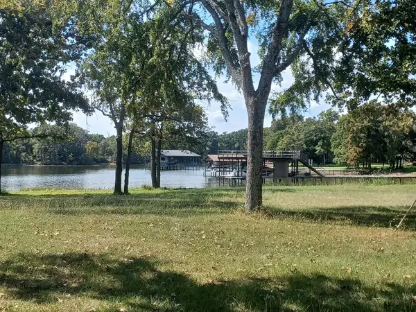 0 0 Scenic Rd, Trinidad, TX 77026