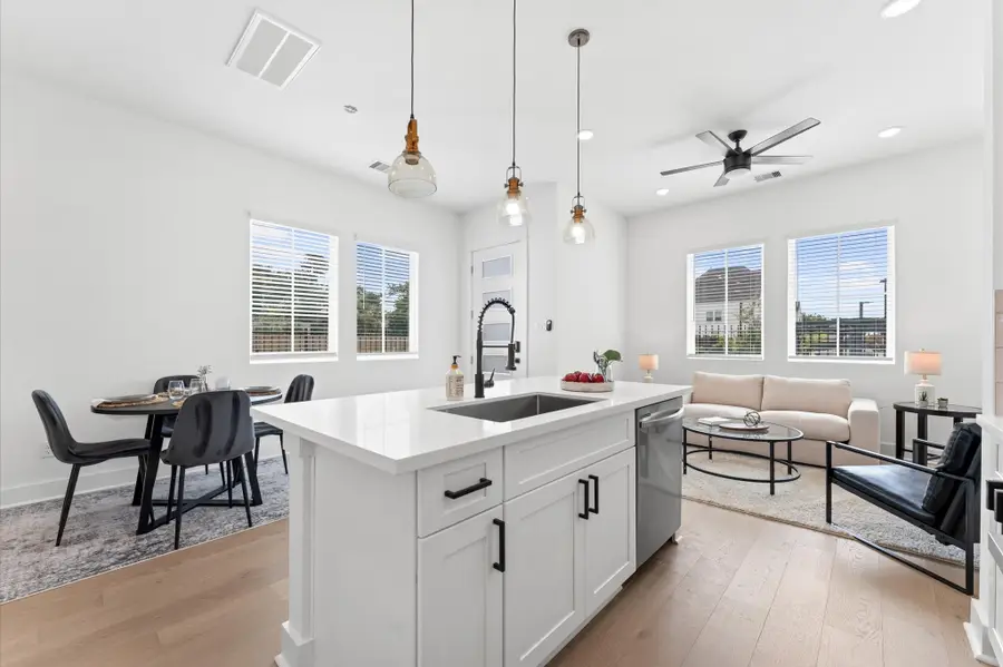 2213 Springwood Vista Lane, Houston, TX 77055 - Image #2