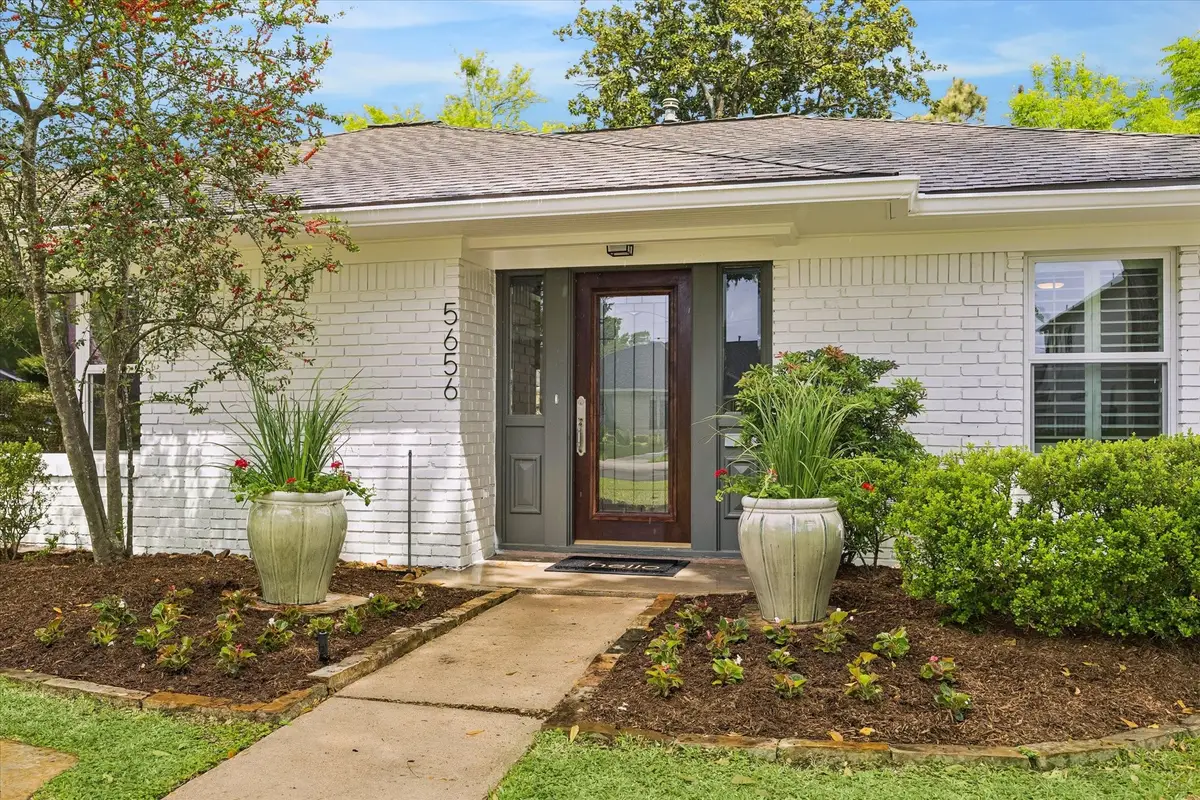 5656 Piping Rock Lane, Houston, TX 77056 - #1