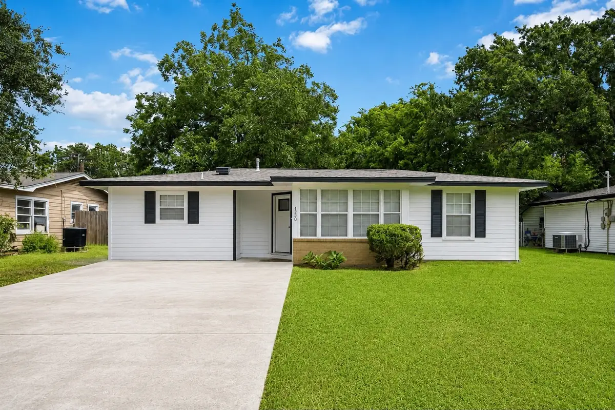 1530 15th Avenue N, Texas City, TX 77590 - #1