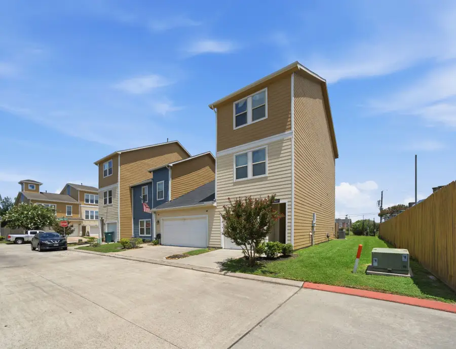 3607 Vineyard Lane, Pasadena, TX 77504 - #2
