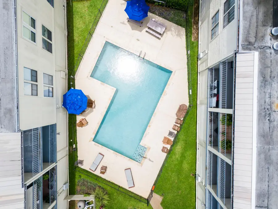 4001 Nasa Rd 1 Pkwy #112, El Lago, TX 77586 - Image #2