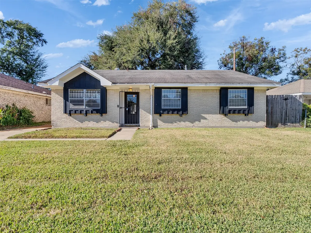 231 San Fernando Drive, Houston, TX 77060 - Image #1